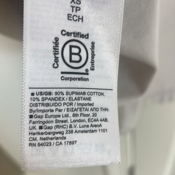 Athleta Essential Tank - Picture 3 of 3